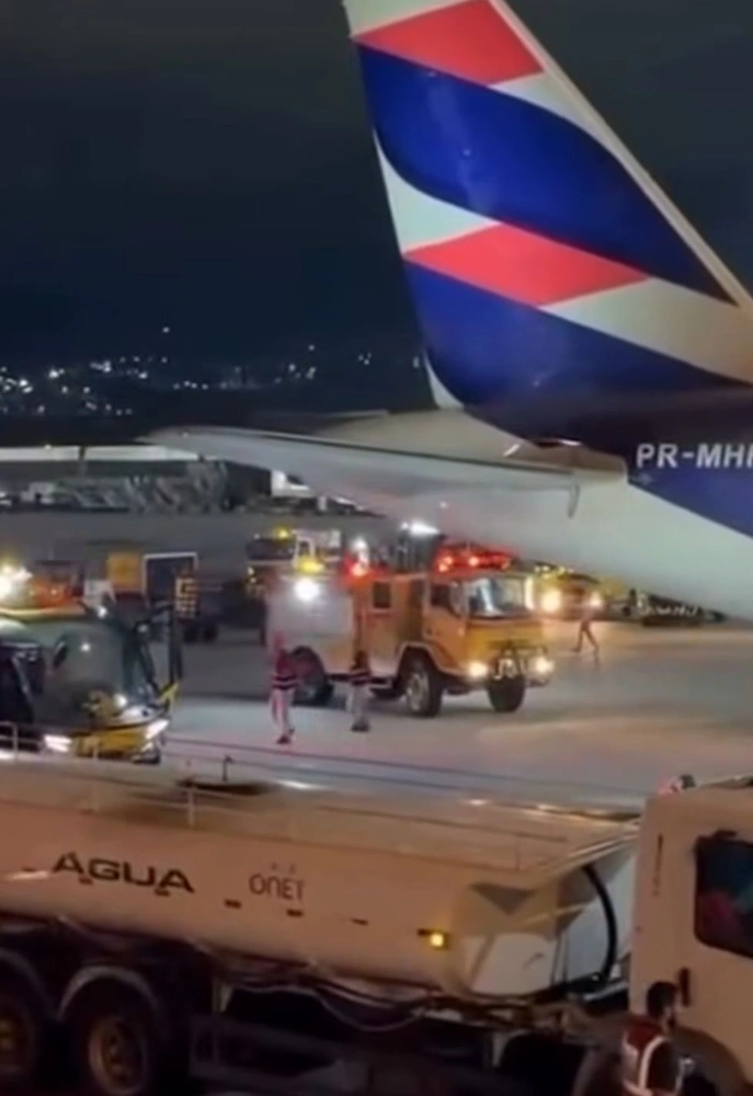 427c1384-e13d-45bc-830a-8de096e097d5.jpg 427c1384-e13d-45bc-830a-8de096e097d5.jpg