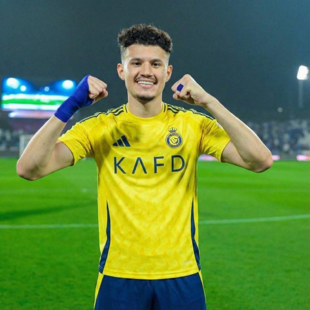 774567ed-ef33-4204-9aa9-111b2ff218cd.jpg 774567ed-ef33-4204-9aa9-111b2ff218cd.jpg