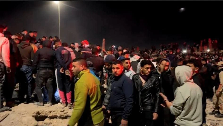 G7xERTuX0AA0l9b.jpg G7xERTuX0AA0l9b.jpg