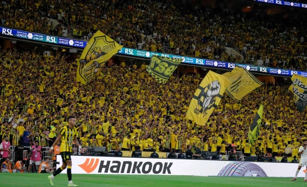قمة الاتحاد والنصر تسجل أعلى حضور جماهيري في روشن