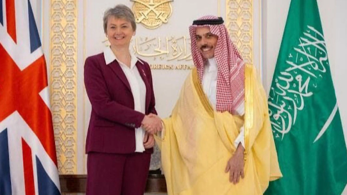 لندن  ،  الرياض لندن  ،  الرياض