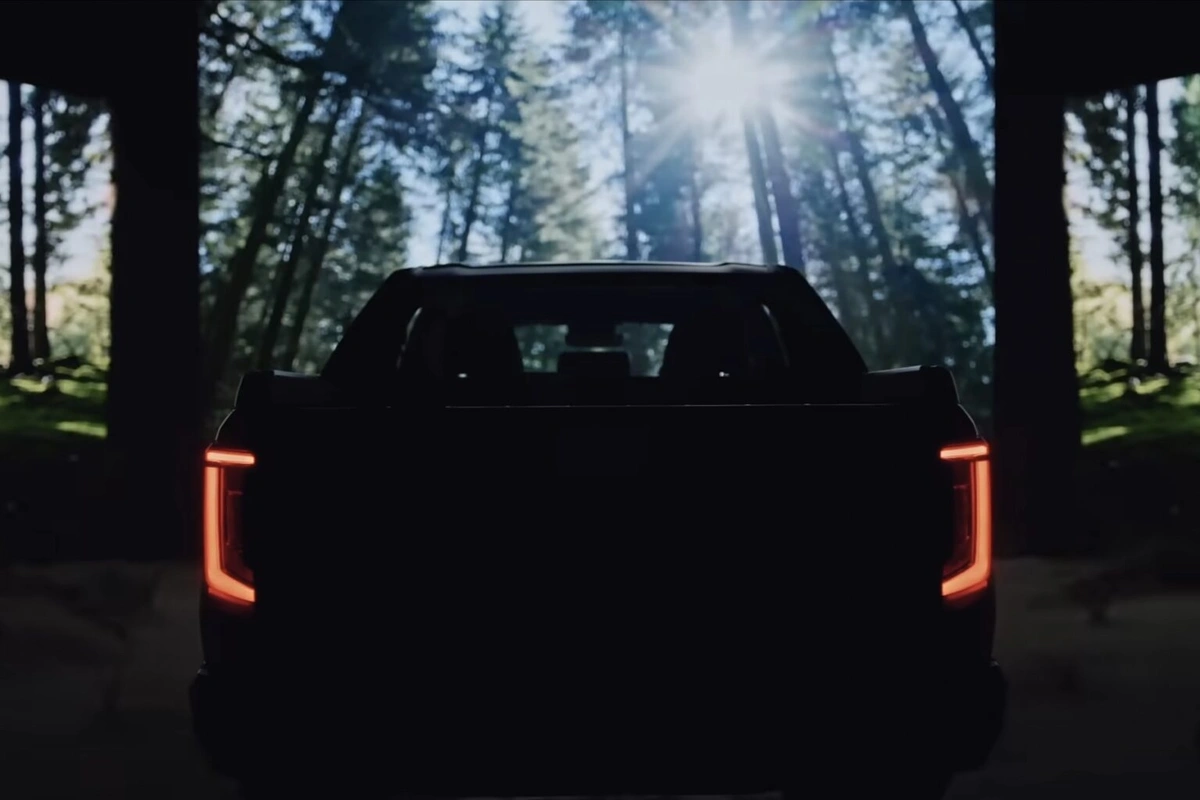 WhatsApp Image 2025-11-05 at 21.00.37 (1).jpeg WhatsApp Image 2025-11-05 at 21.00.37 (1).jpeg