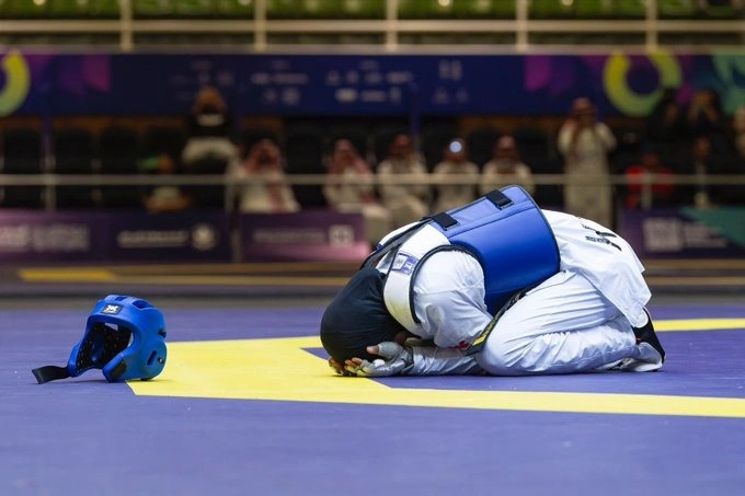 WhatsApp Image 2025-11-16 at 21.03.54.jpeg WhatsApp Image 2025-11-16 at 21.03.54.jpeg