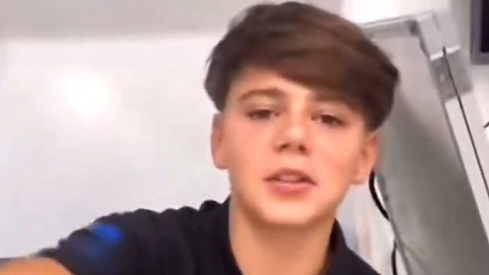 دوري روشن ,  روشن