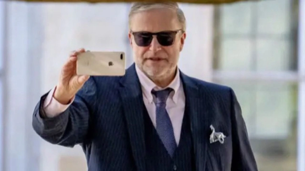 السجن 17 عاماً لبريطاني استولى على أكثر من مليون جنيه إسترليني من النساء السجن 17 عاماً لبريطاني استولى على أكثر من مليون جنيه إسترليني من النساء