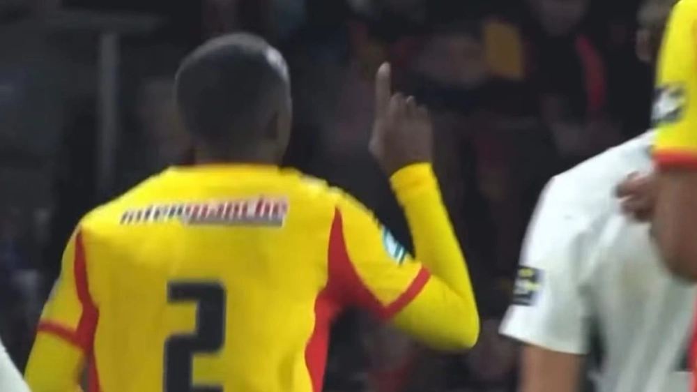 سعود عبدالحميد, لانس ,كأس فرنسا, فينيي سعود عبدالحميد, لانس ,كأس فرنسا, فينيي