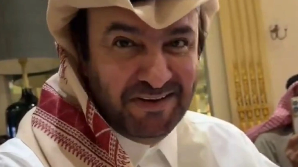 مبارك الهاجري , &nbsp;عنبر , مواقع تواصل اجتماعي