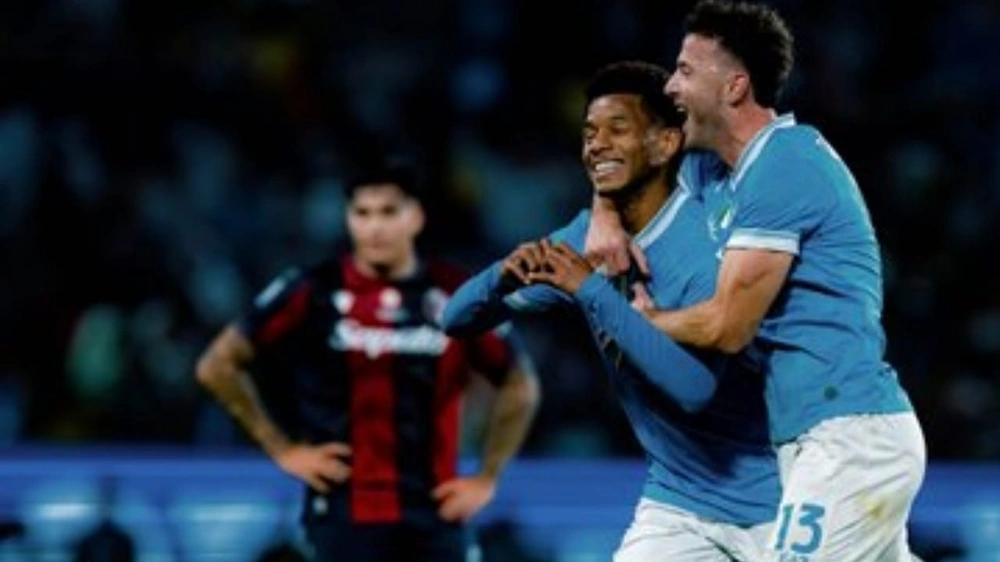 كأس السوبر الإيطالي, نابولي, بولونيا, الرياض ,ملعب الأول بارك ,كرة القدم الإيطالية