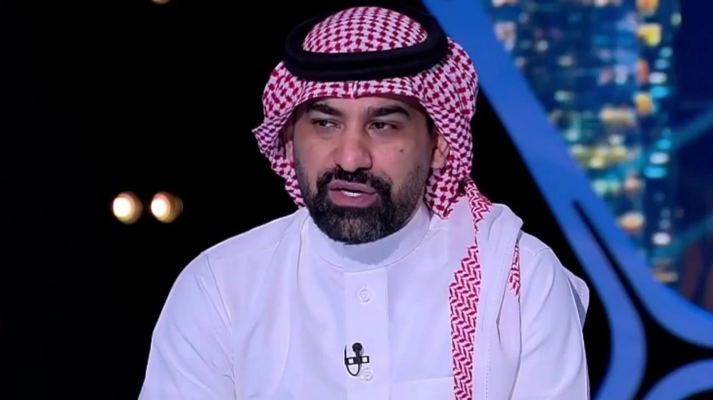 أحمد عطيف, الشباب, الاتحاد ,دوري روشن للمحترفين, عبدالعزيز المالك ,كرة القدم السعودية