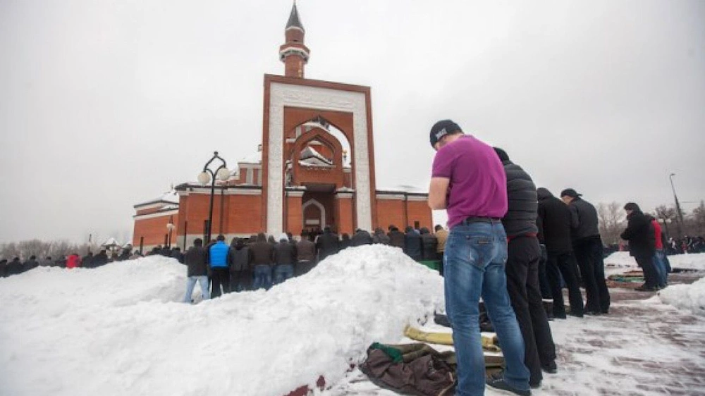 الأستاذ بكلية الشريعة بجامعة الإمام محمد بن سعود الإسلامية , &nbsp;الدكتور سعد بن تركي الخثلان , &nbsp;الصلاة , &nbsp;برد الشديد , &nbsp;الجمع بين الصلوات