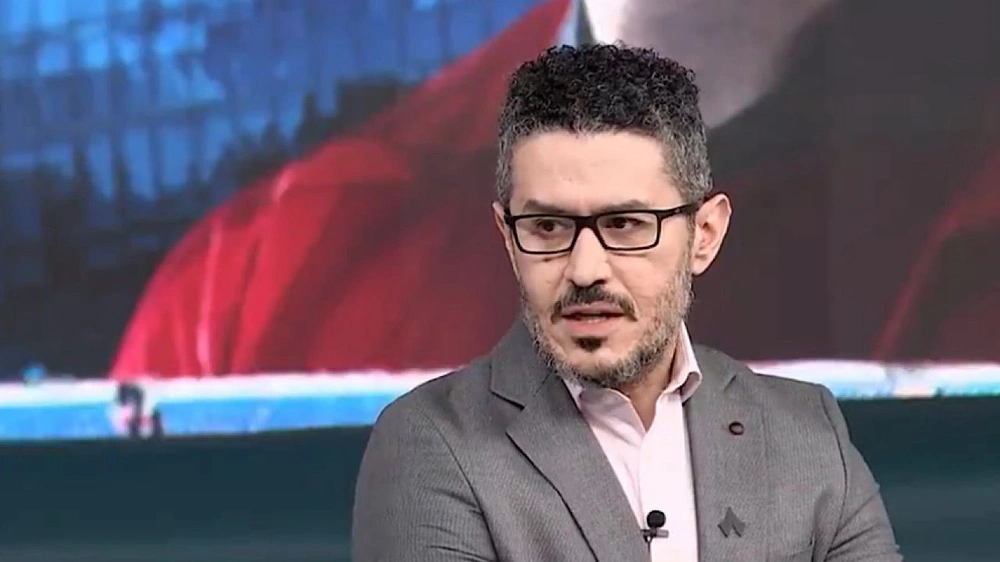 أحمد عفيفي, دونيس ,الخليج ,النص