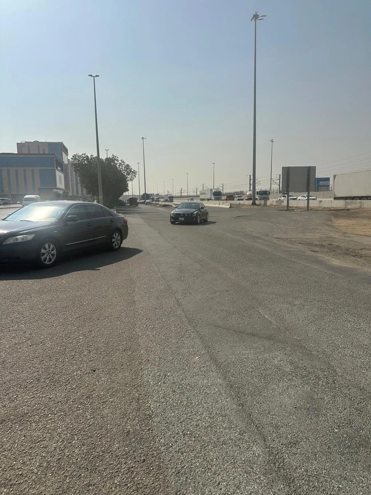 b07e7263-e9fa-475e-bc53-d52c8a889104.jpg b07e7263-e9fa-475e-bc53-d52c8a889104.jpg