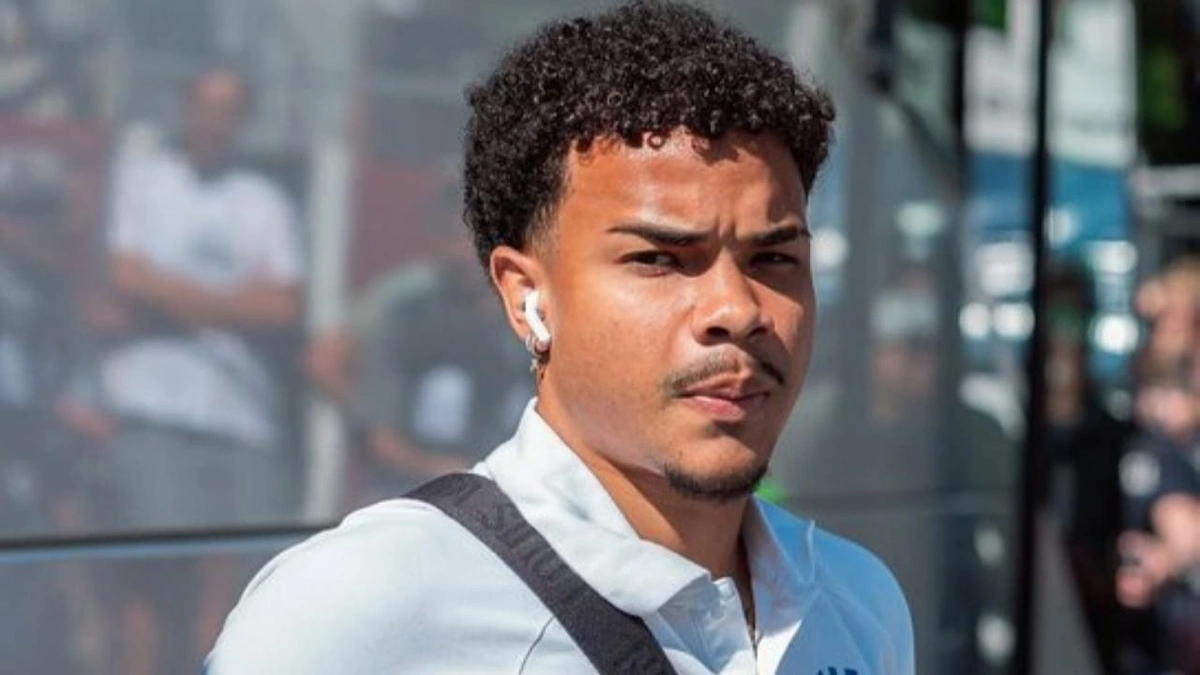 b48118b7-1c82-401d-8890-870ab59bc7de.jpg b48118b7-1c82-401d-8890-870ab59bc7de.jpg