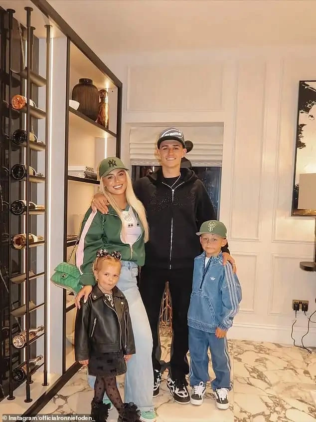 b83758eb-0fdd-44d0-8868-d63bc0a33f5a.jpg b83758eb-0fdd-44d0-8868-d63bc0a33f5a.jpg