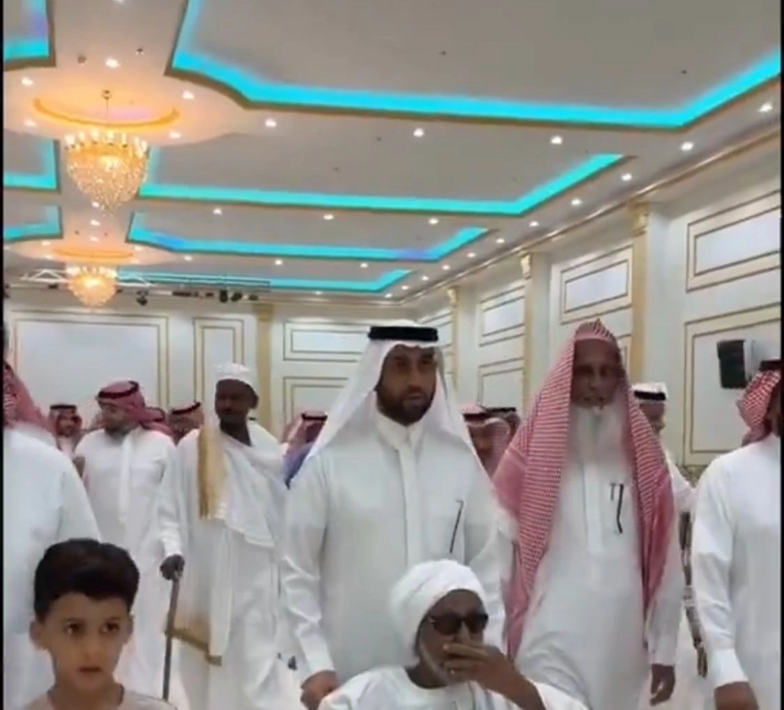 c7098788-2d95-441a-9e5a-bdcb43cd3a65.jpg c7098788-2d95-441a-9e5a-bdcb43cd3a65.jpg